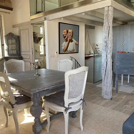 Penzion Charming Fisher House On The And In The Heart Of Tropez Saint Tropez
